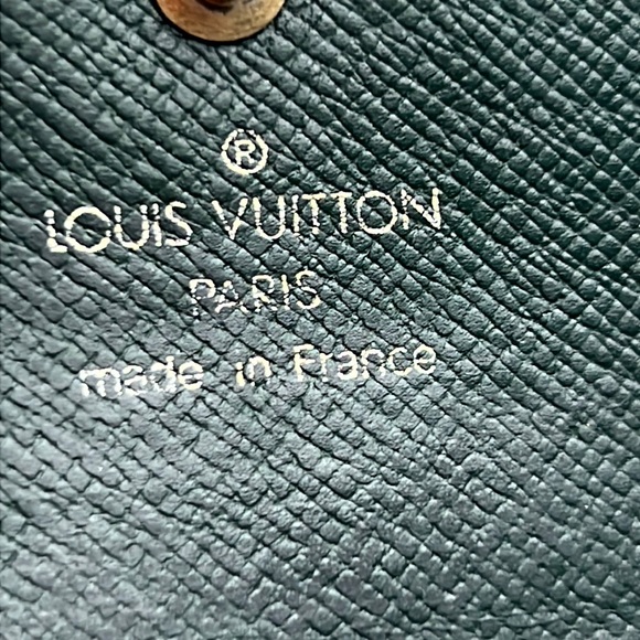 Auth. Louis Vuitton LV Taiga 6 Hook Ring Key Holder Case Wallet Multicles - Picture 9 of 17